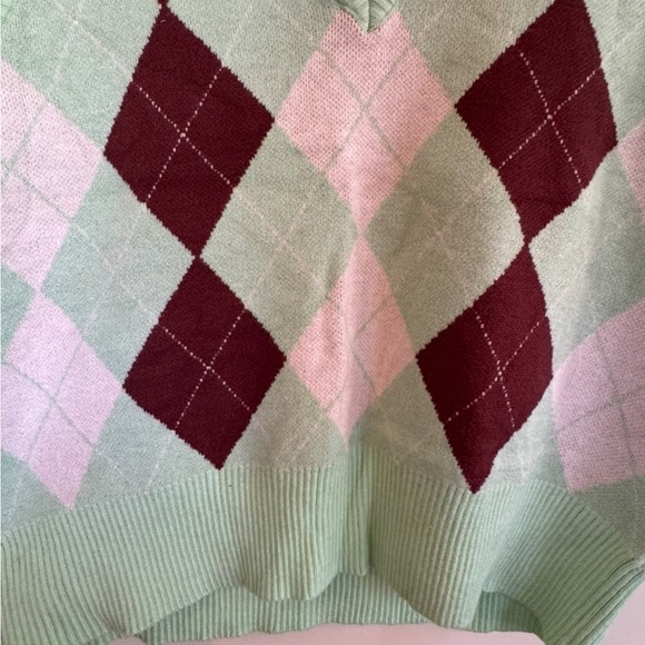 Motel Rocks Green and Brown Argyle V-Neck Sweater Vest XS - Picture 3 of 4